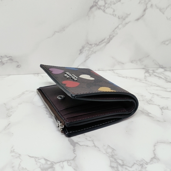 coach bifold wallet heart signature - Picture 7 of 7